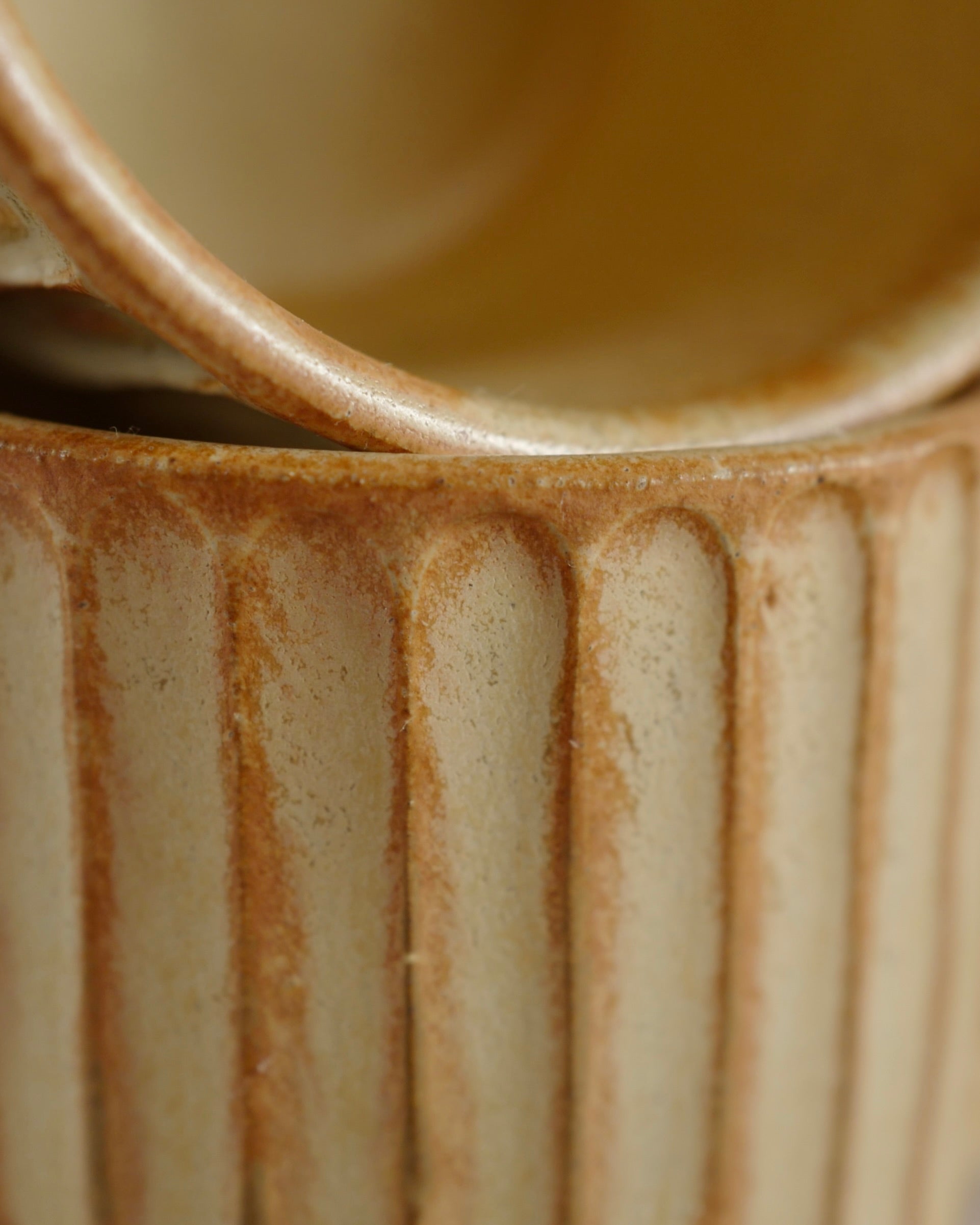 Carved Mug in Buckwheat
