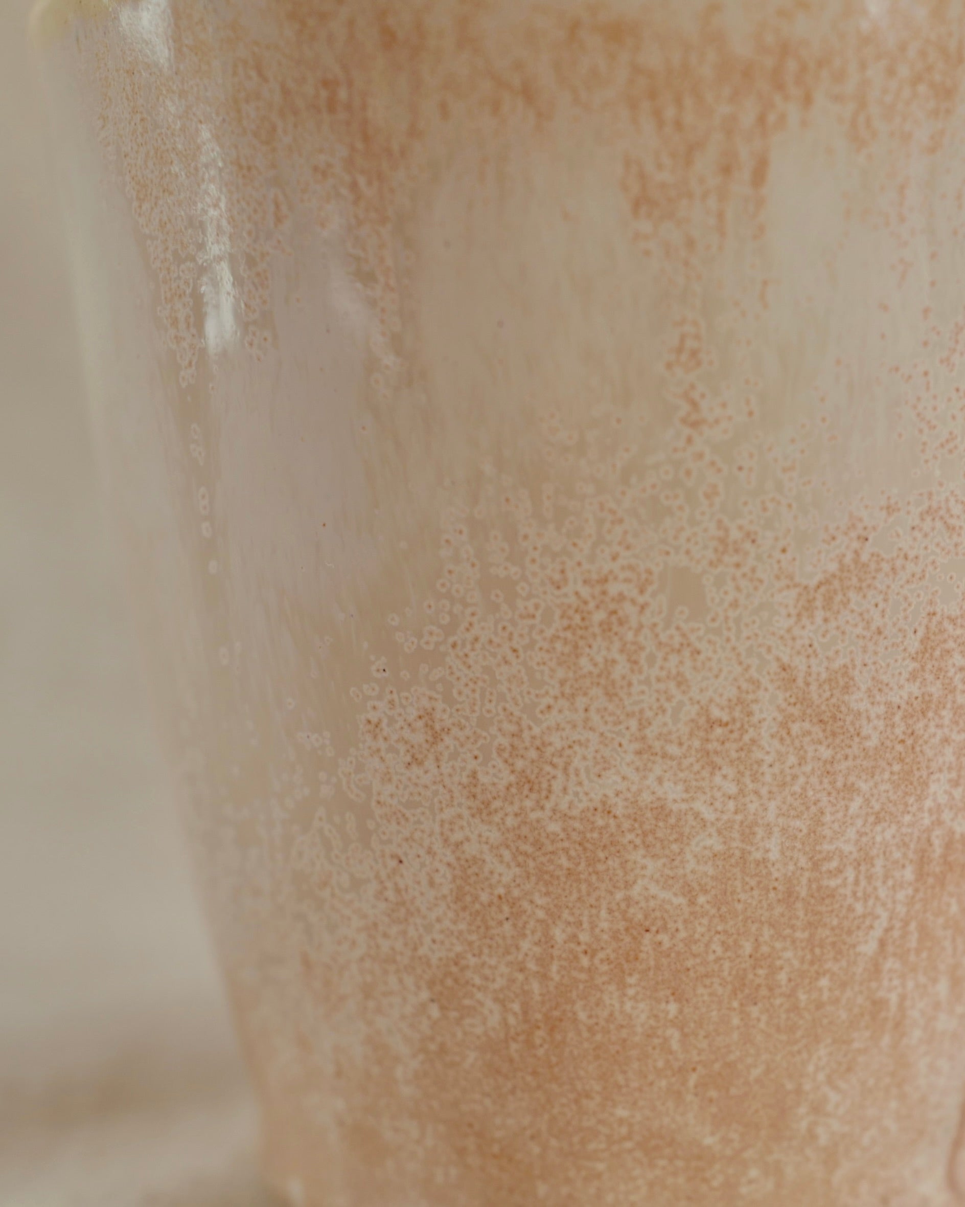 Travel Mug in Crystal Blush