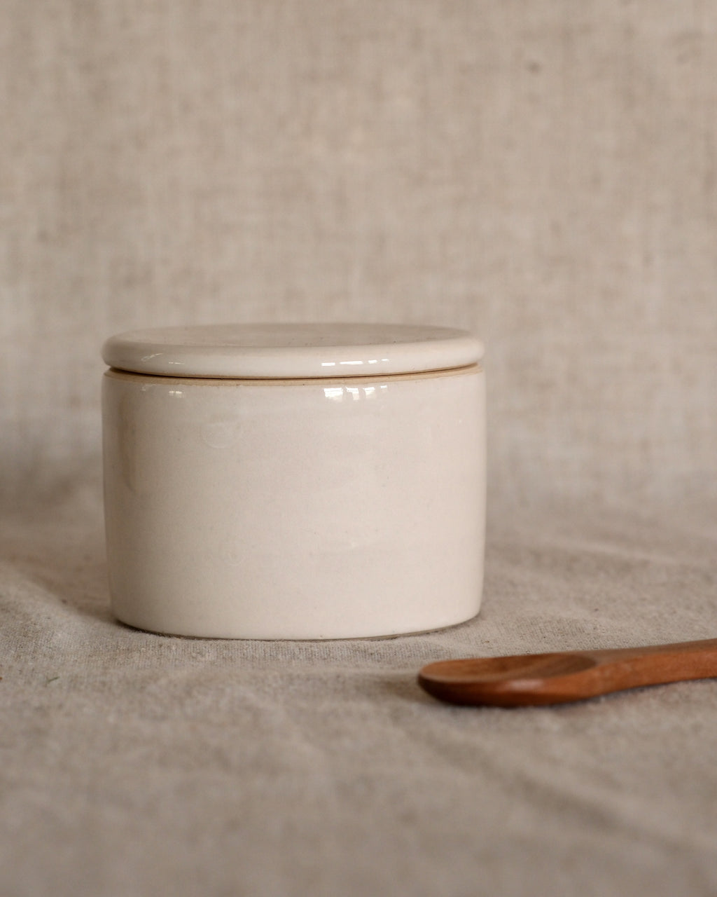 Salt Ramekin in Pure White