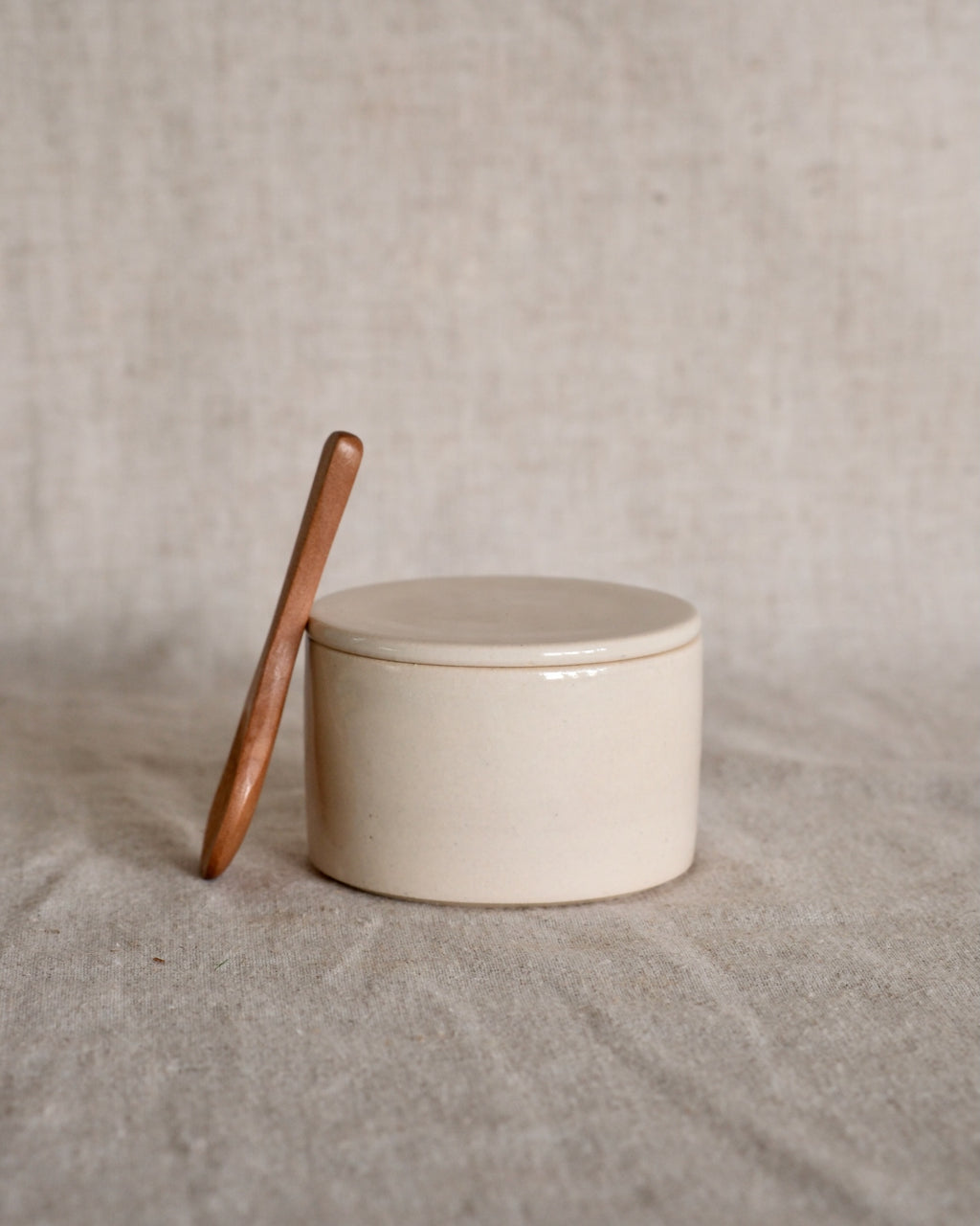 Salt Ramekin in Eggshell