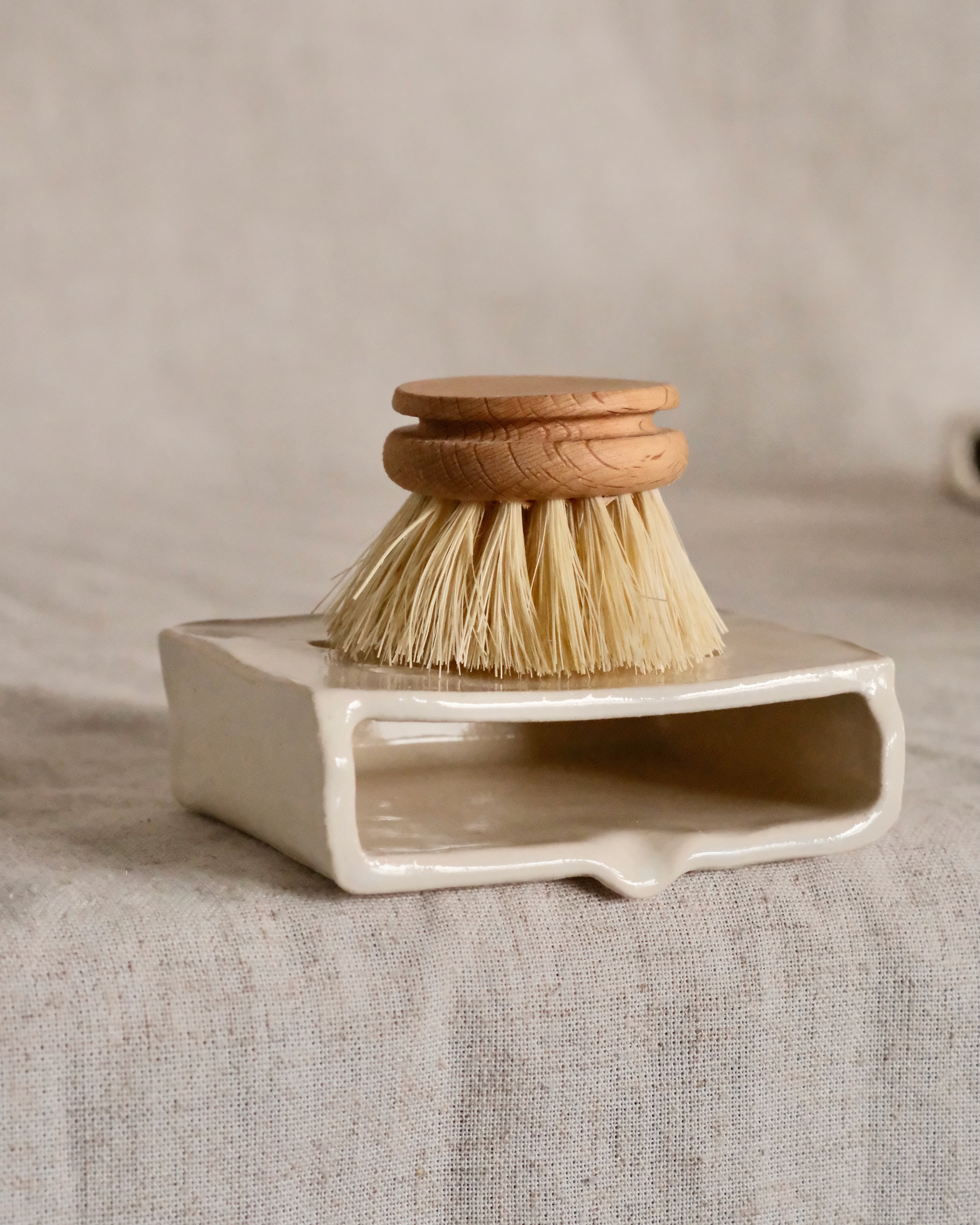 Large Soap Dish in Eggshell
