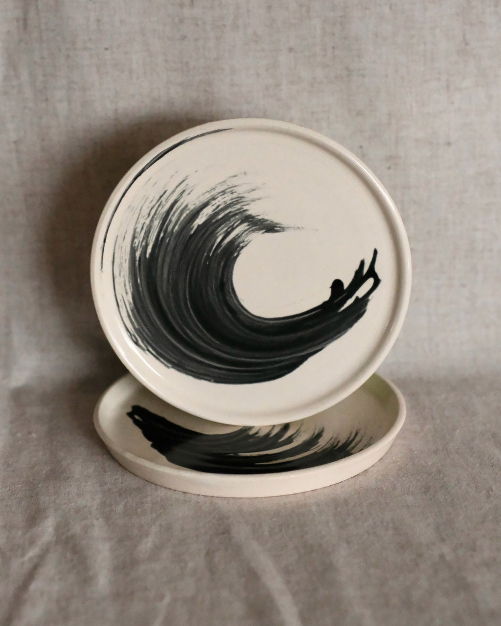 Dessert Plate in Black Brushstroke Nº2