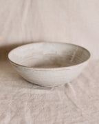 Serving Bowl in Gloss White and Speckles