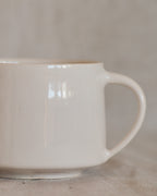 Footed Mug in Pure White
