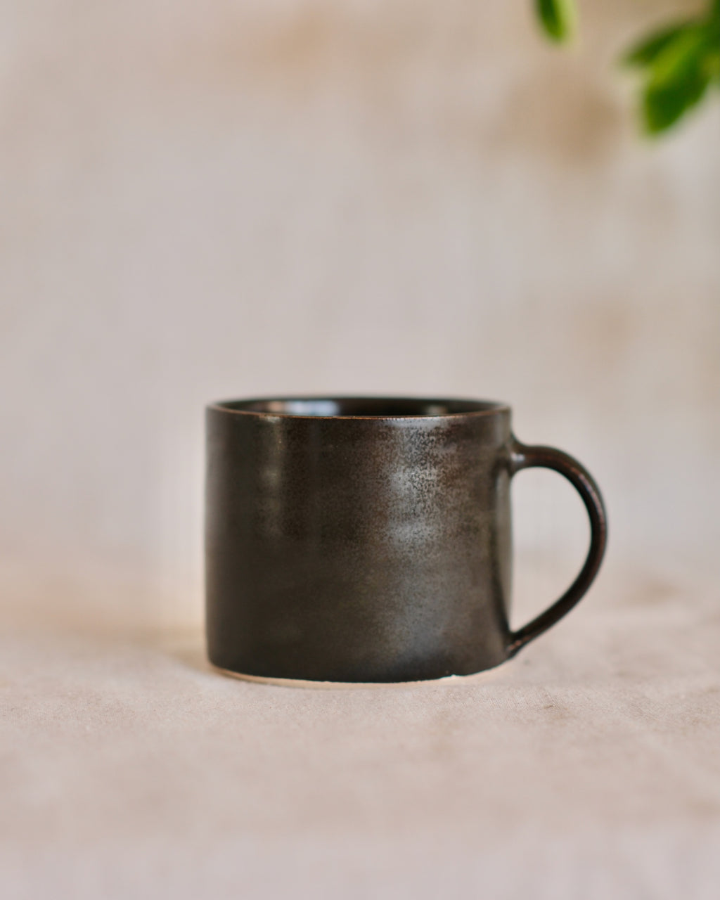Straight Sided Mug in Green Black