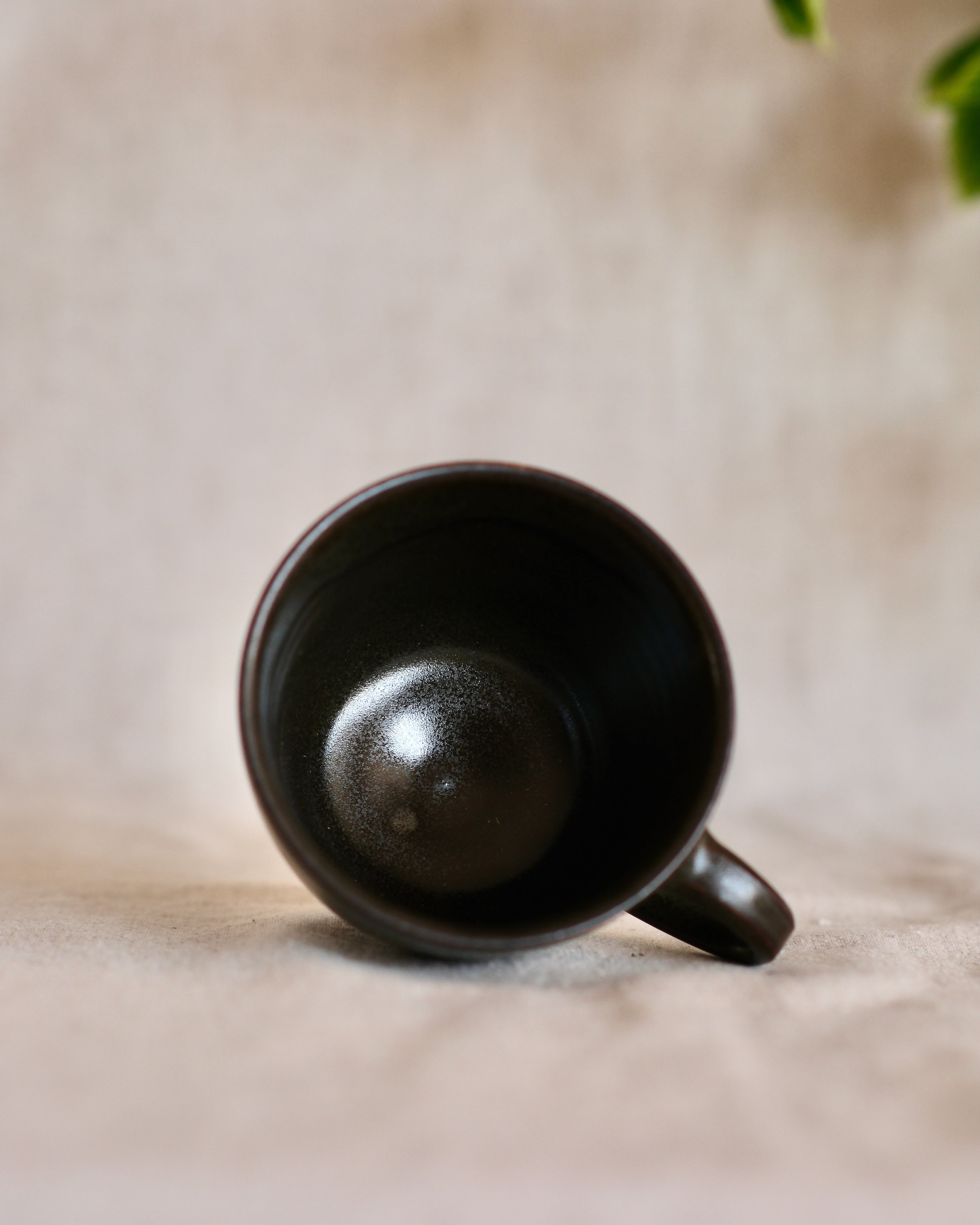 Teacup in Green Black