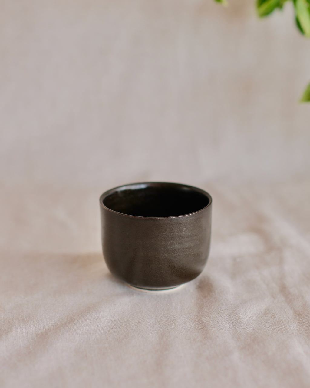 Flat White Cup in Green Black