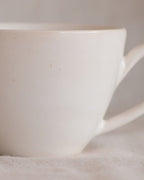 Teacup in Matte White