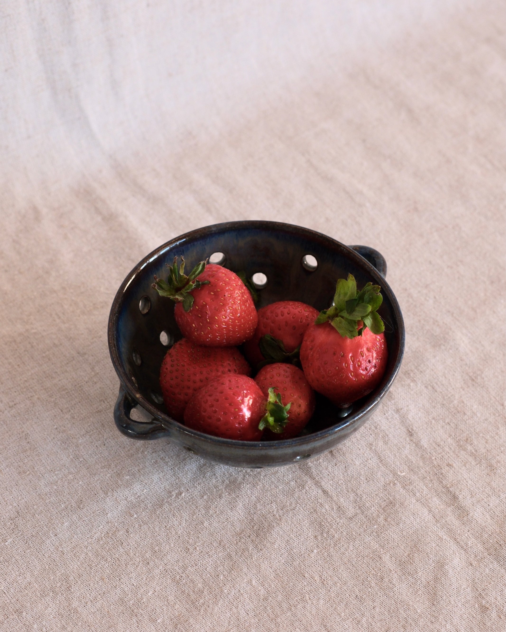 Berry Bowl in Mottled Blue
